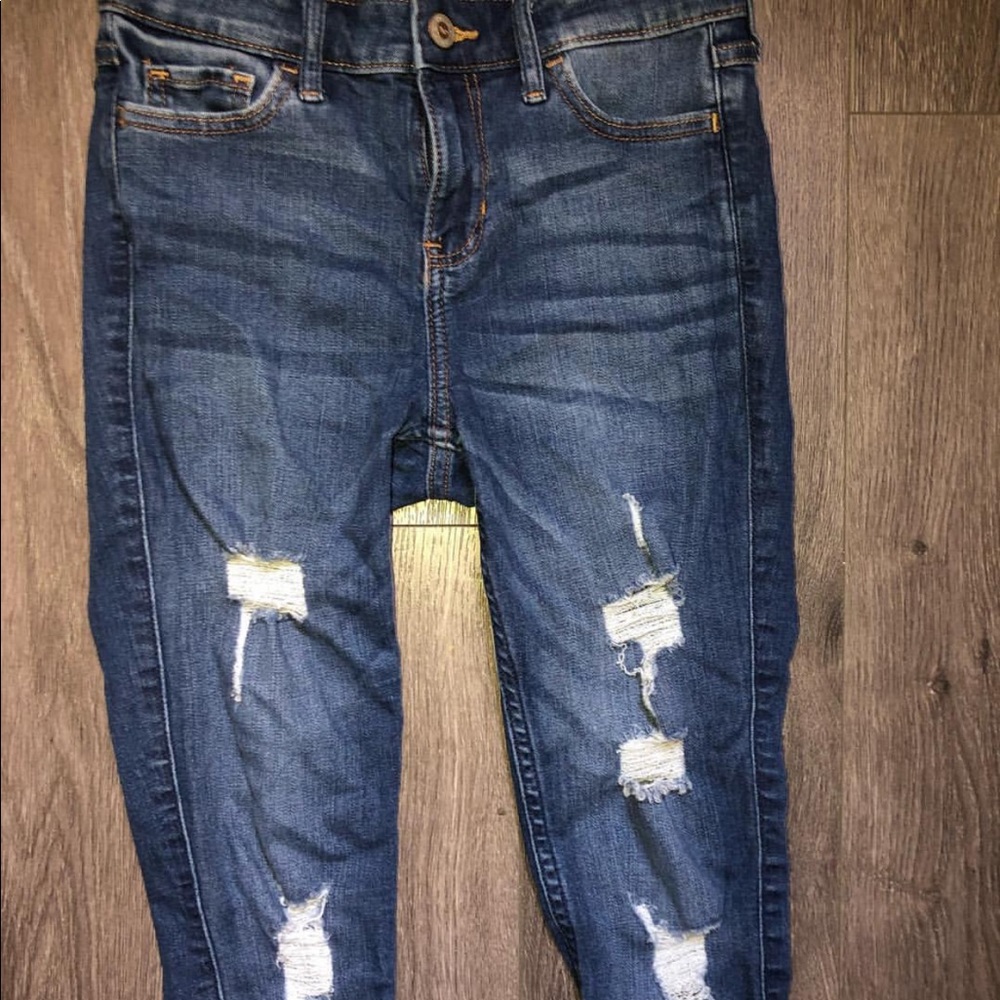 Hollister Ripped jeans